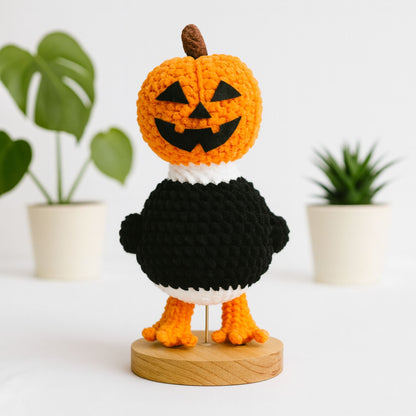 Spooky Pumpkin Goose Pattern